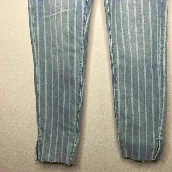 KENSIE Jeans - NWT Vintage Luxe Ultimate High Rise Skinny Sz 8/29 - Picture 2 of 12